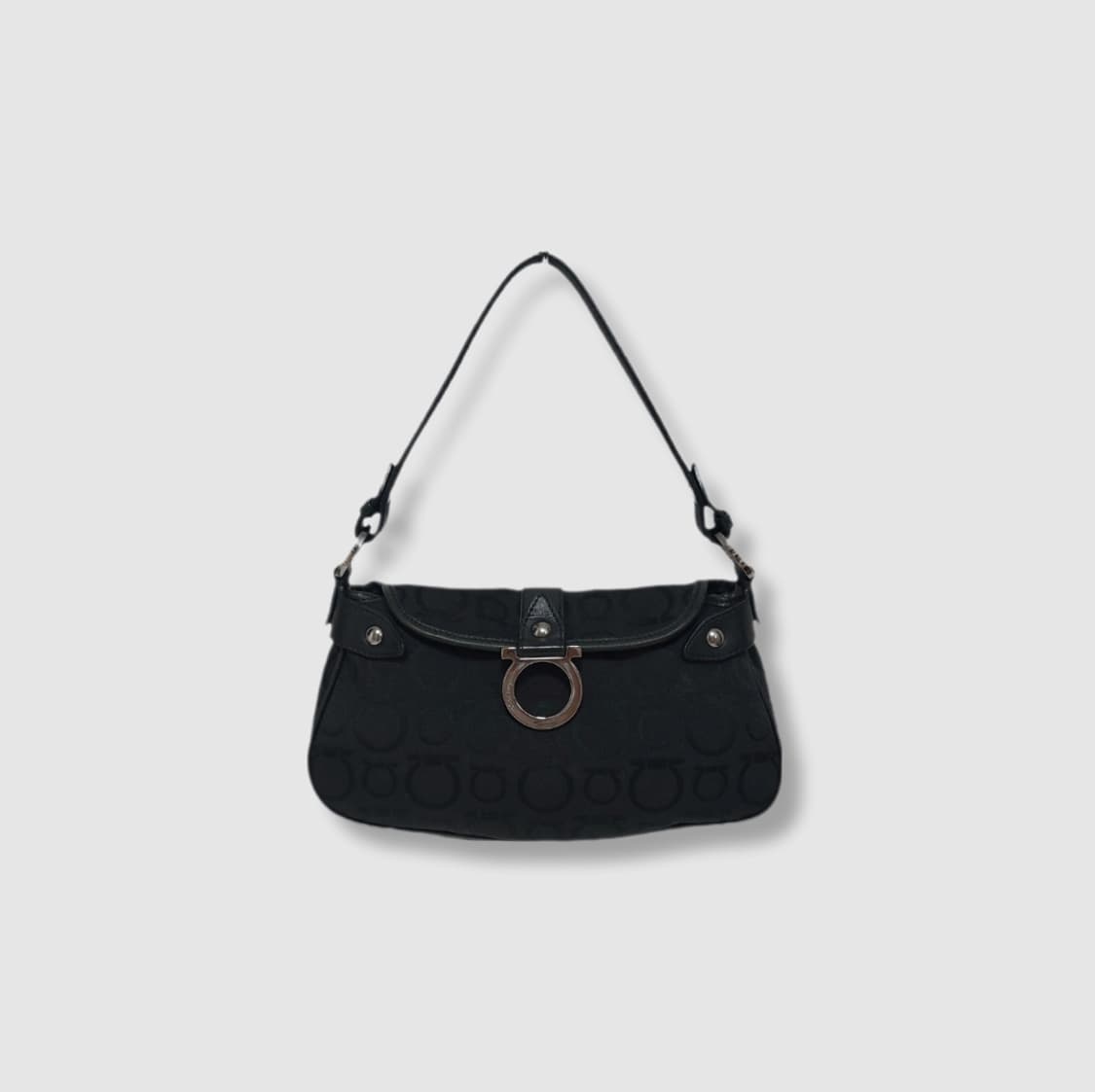 Ferragamo vintage bag 상품이미지1