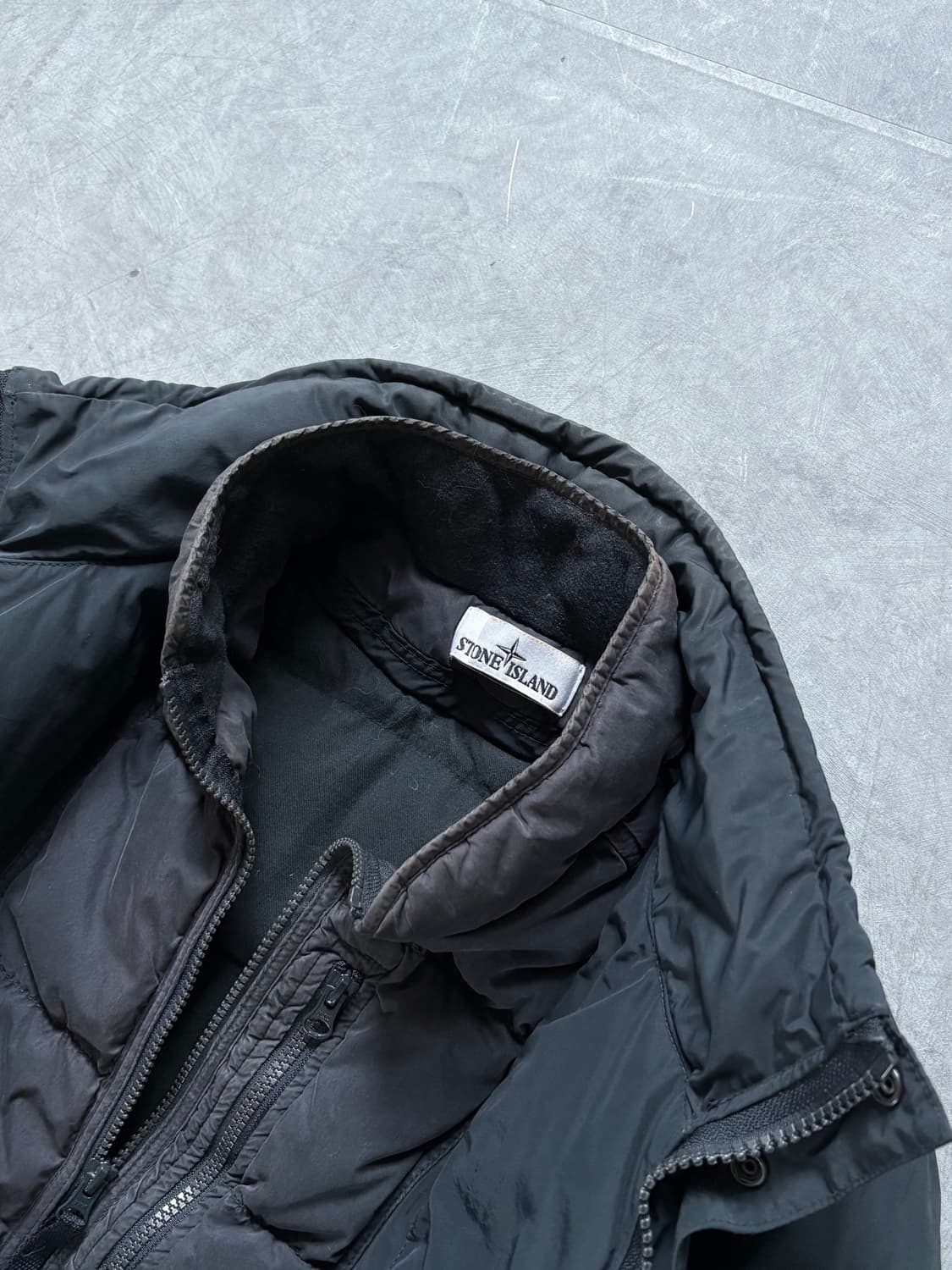 Stone-Island 스톤아일랜드 마이크로랩스 와펜 다운 자켓  상품이미지5