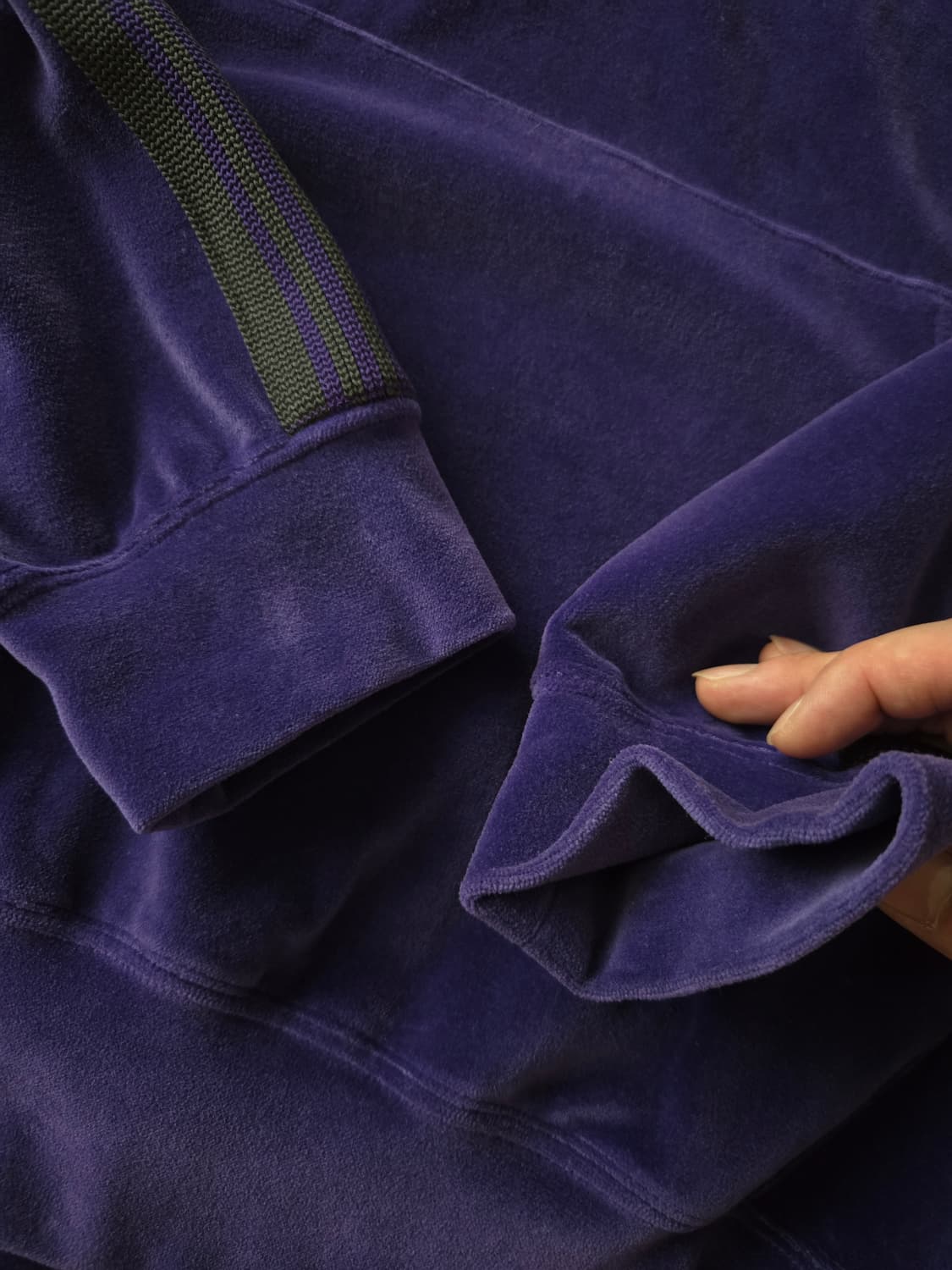 니들스 벨루어 후드티 퍼플(보라) 상품이미지5