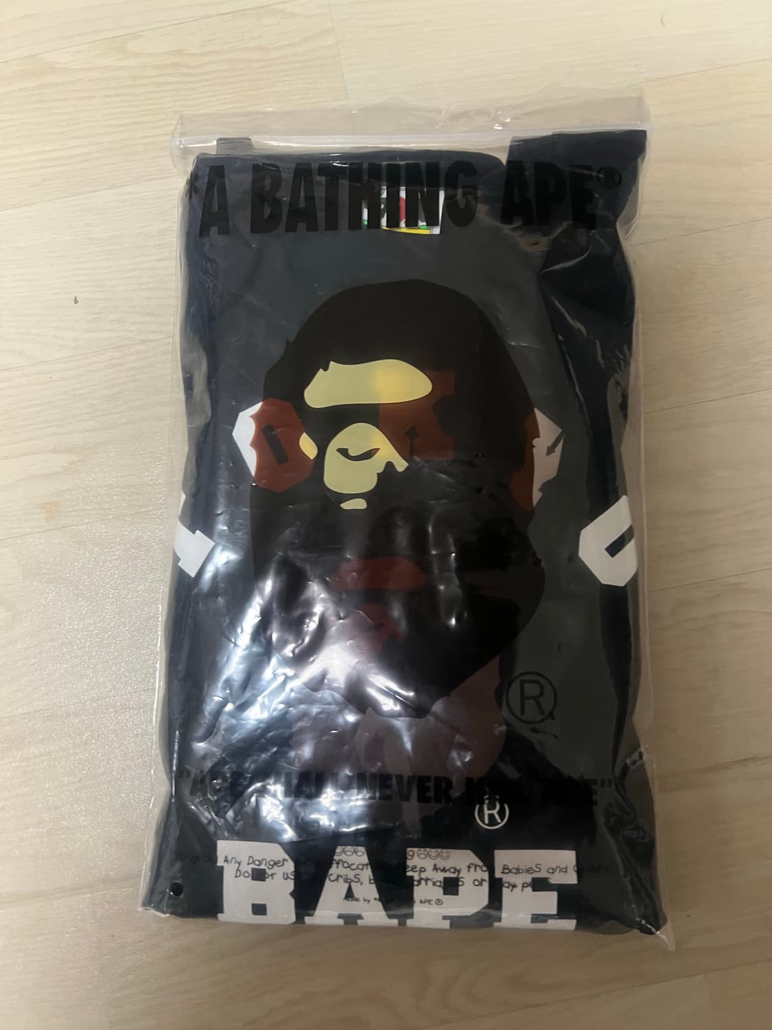 베이프 도쿄 티셔츠(L) 상품이미지1