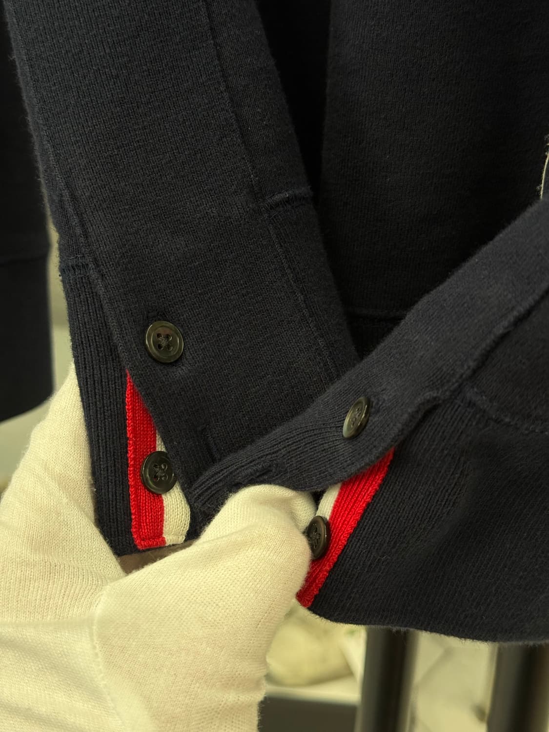 [3] 톰브라운 사선완장 맨투맨 상품이미지5