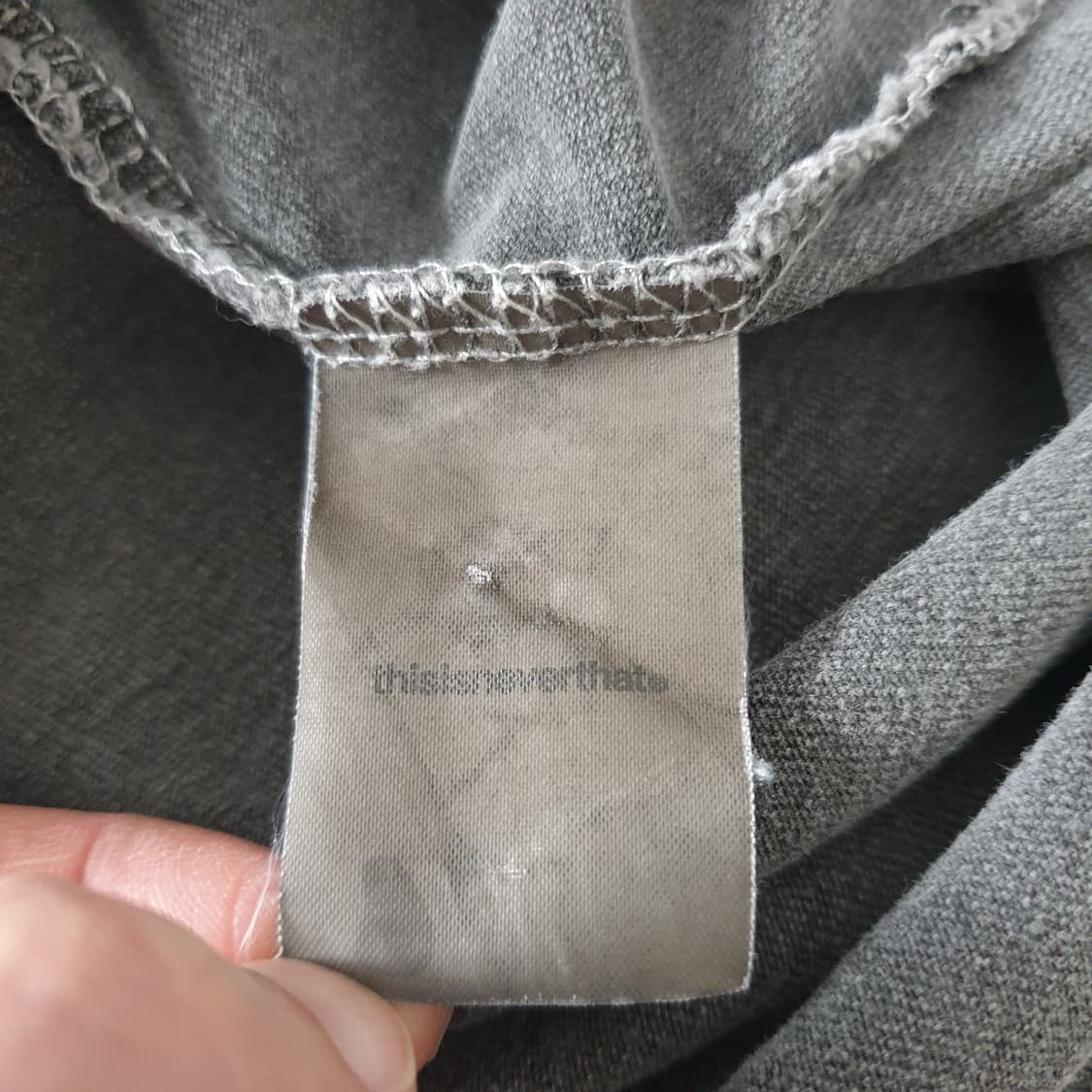 thisisneverthat 그래픽 롱슬리브 티셔츠 상품이미지3