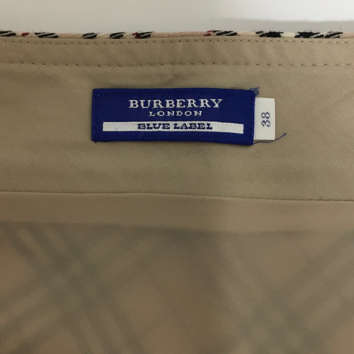 버버리 스커트 상품이미지3