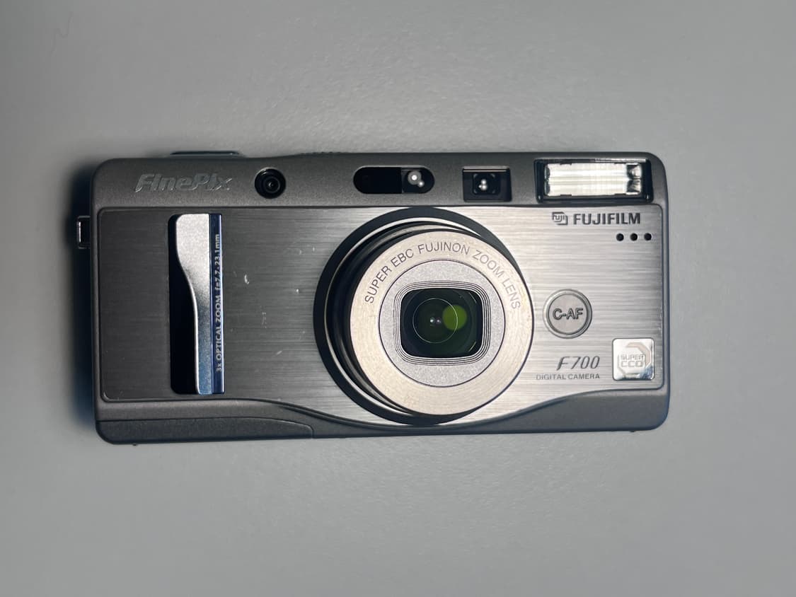 후지필름 F700 빈티지 디지털카메라 상품이미지1