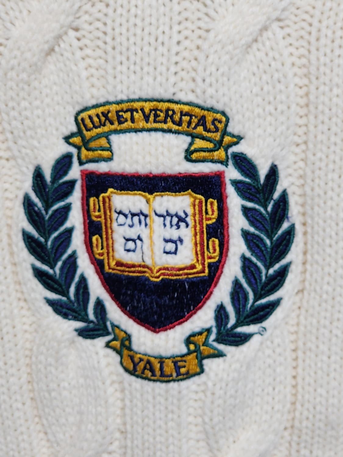 (L) 예일 꽈배기 니트 아이보리 케이블 스웨터 브이넥  상품이미지4