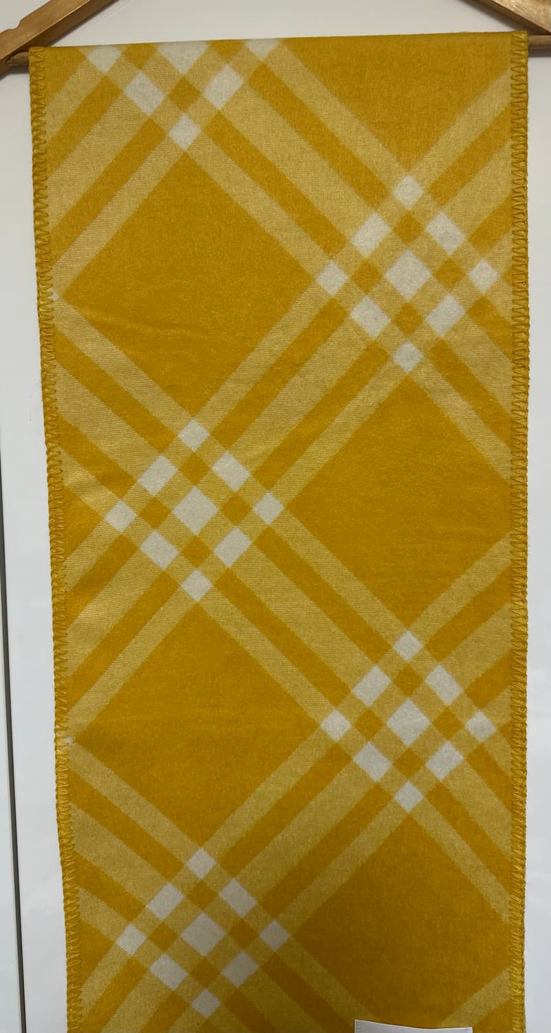 버버리 머플러 옐로우 체크 울머플러 남여공용 상품이미지3