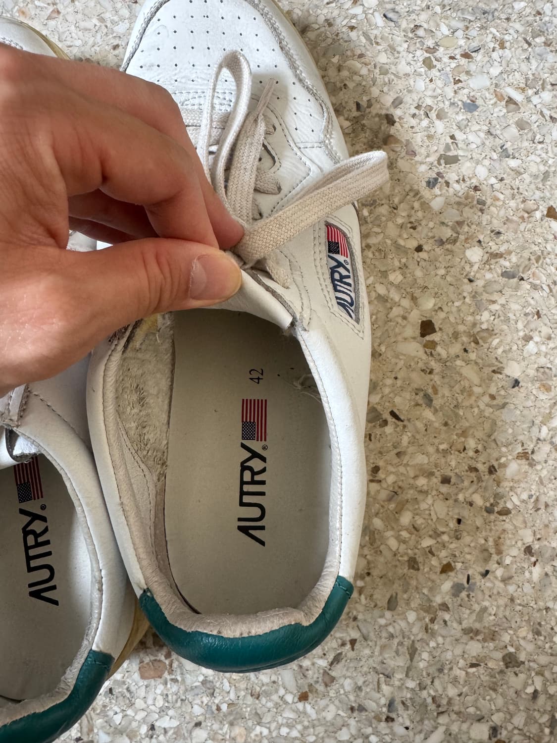 오트리 메달리스트 42size🔥(265-270) 상품이미지5