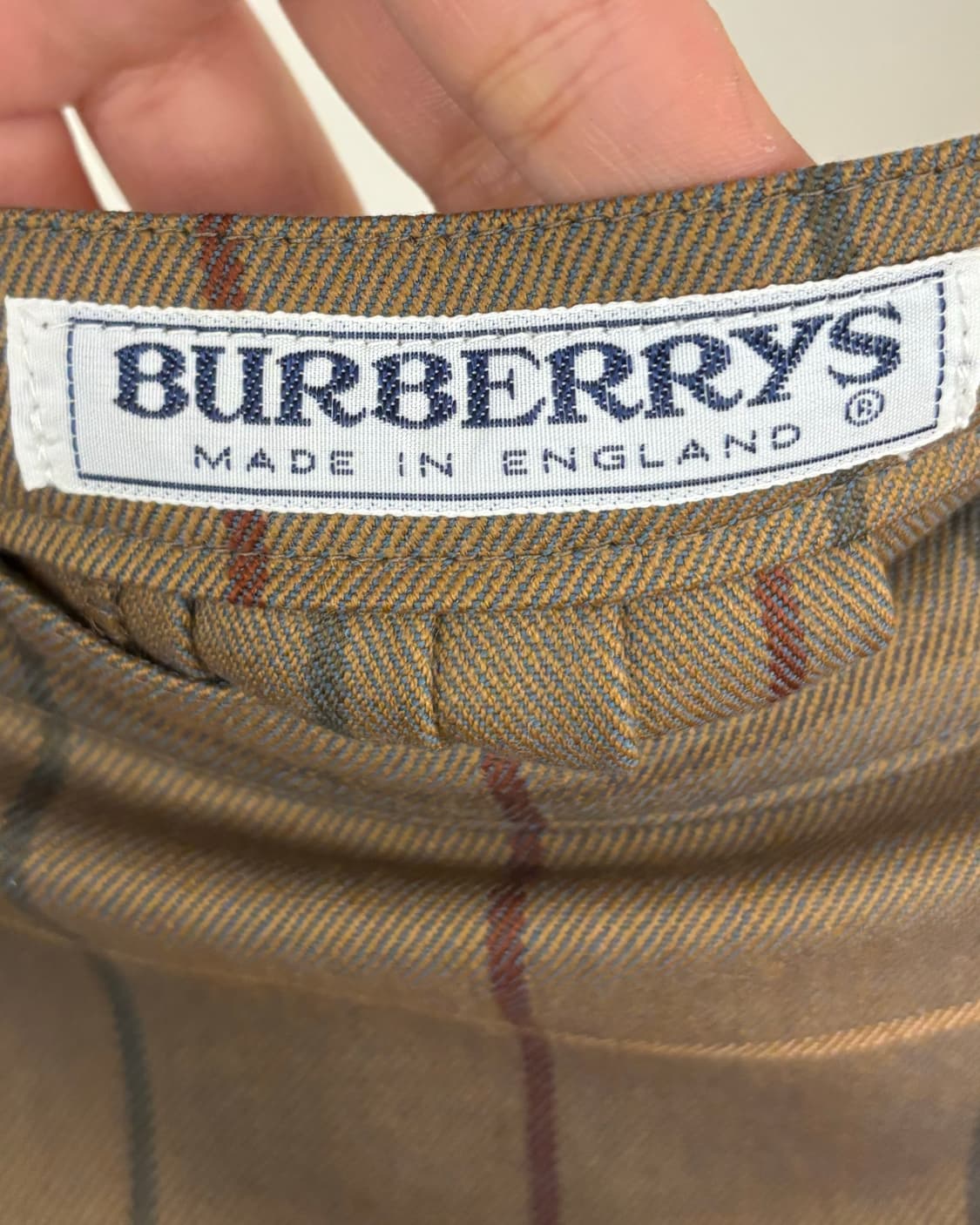 버버리 브라운 체크패턴 버클 스커트 상품이미지7