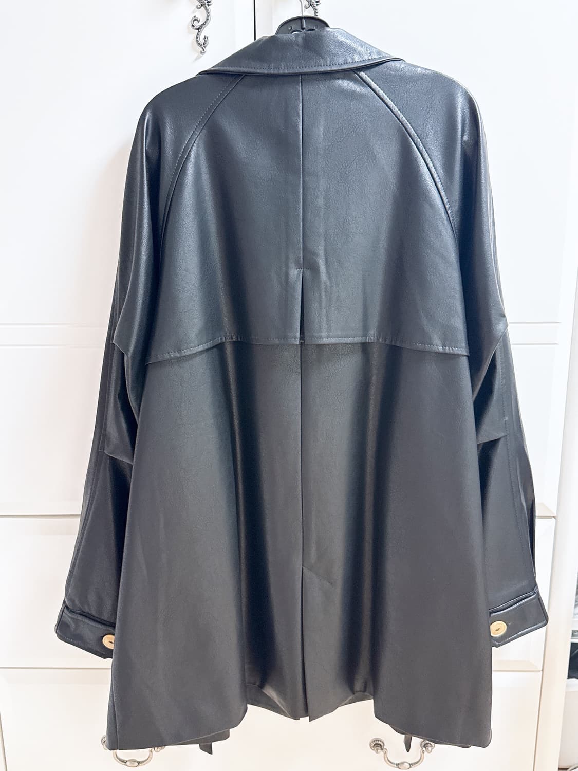 비터셀즈 아리아 레더 하프 코트 블랙 새상품 상품이미지5