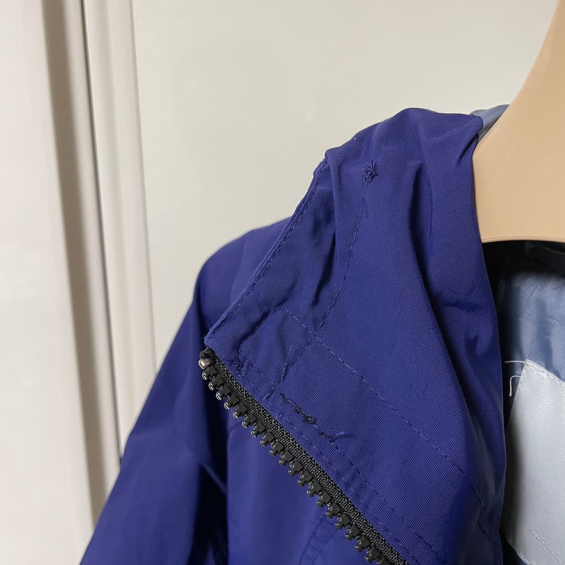 언더마이카 라이칸 리모주 21FW (레드 홀로 에디션) 1사이즈 상품이미지4