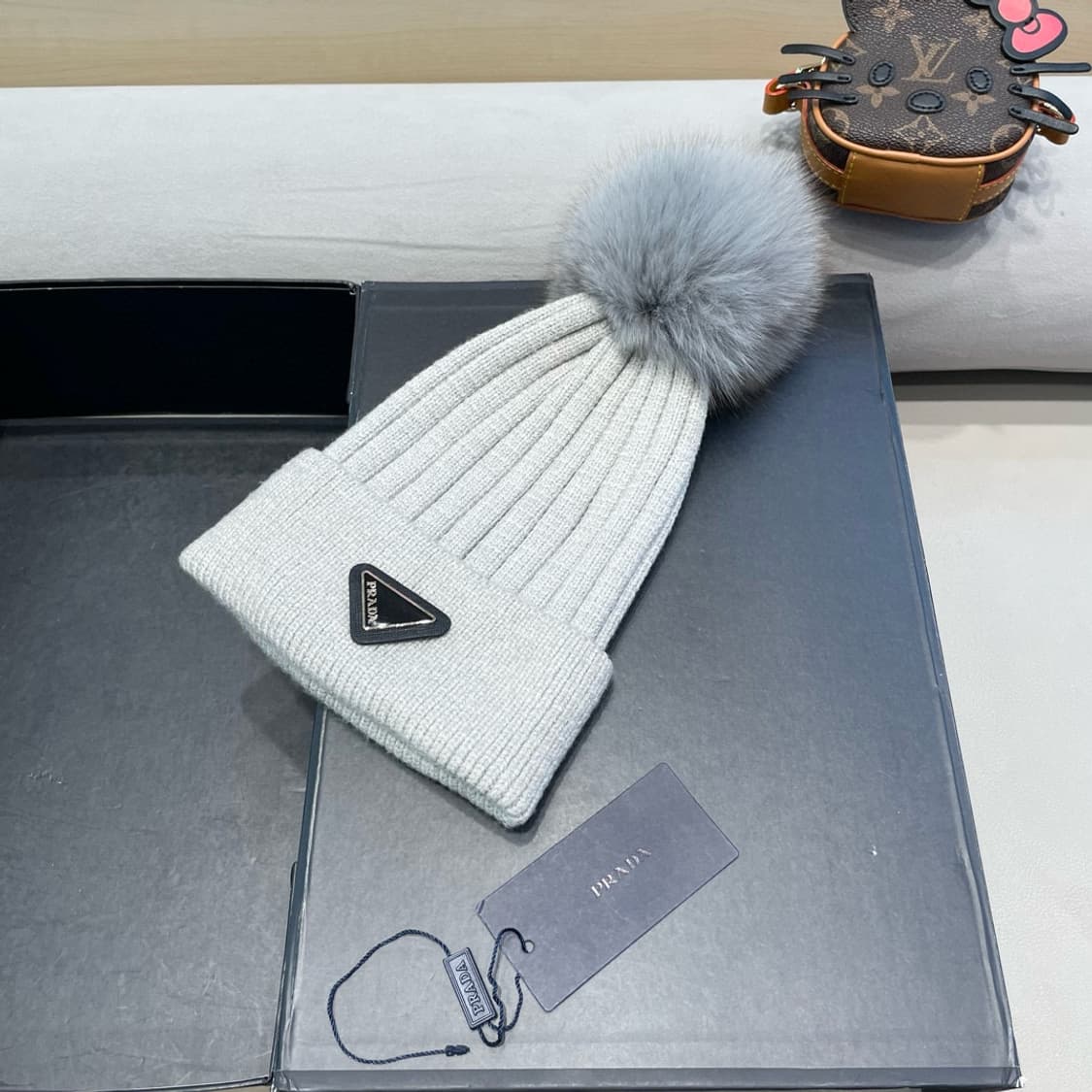 프라다 가을 겨울 모자
 상품이미지2