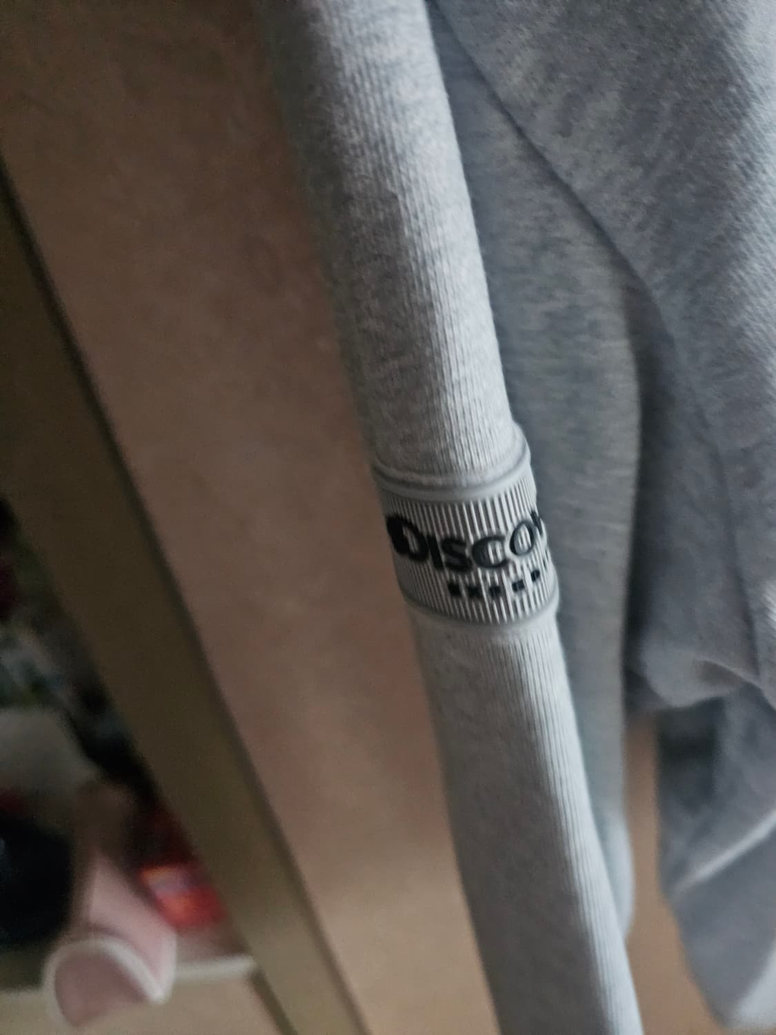 디스커버리 회색 맨투맨 티셔츠 105 상품이미지3