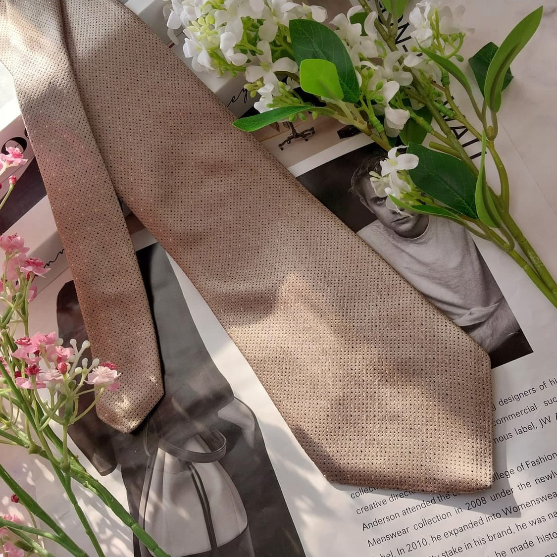 캘빈클라인 실크 마이크로 패턴 넥타이 9.8cm A등급 K1548
 상품이미지3