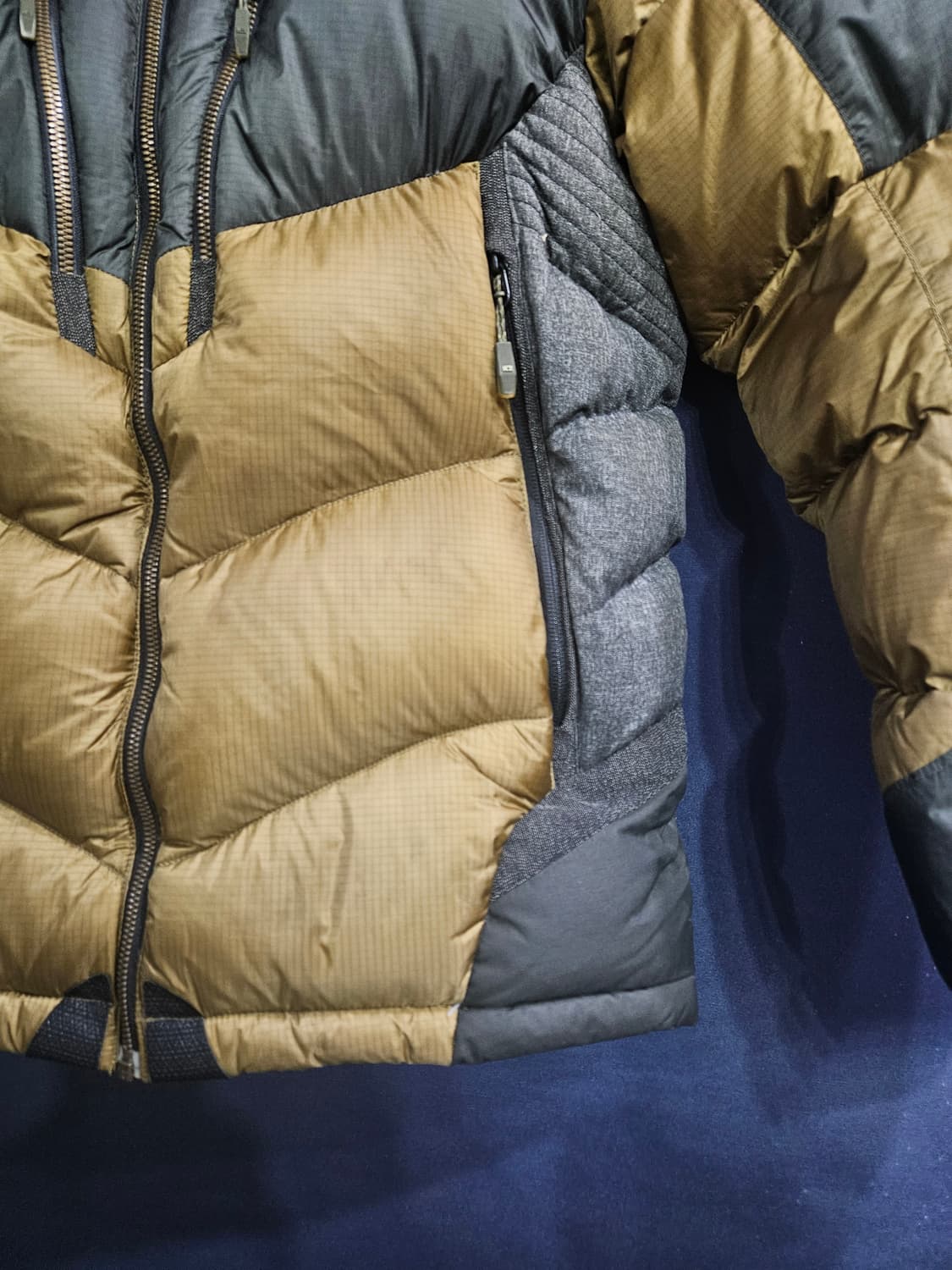 케이투 850필 윈드스토퍼 투톤컬러 남성 슬림핏 95 구스다운 패딩  상품이미지7