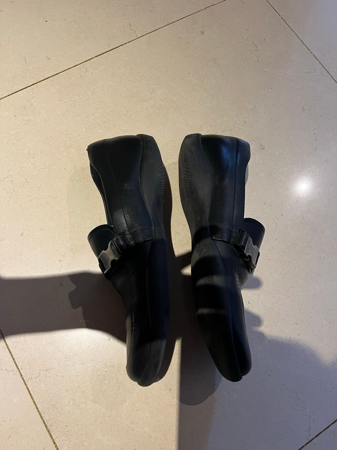 프라다 스포츠 메탈 버클 로퍼 스니커즈 8 상품이미지2