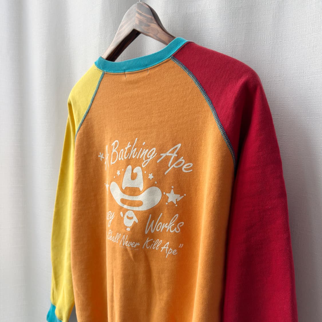 Bape 베이프 카우보이 백 프린팅 맨투맨 멀티컬러 M 상품이미지2