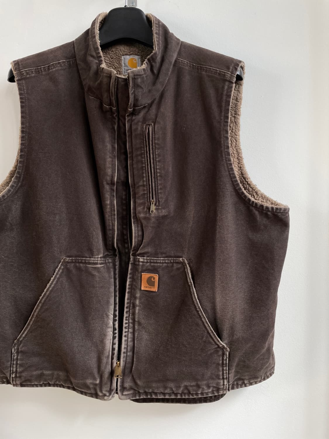 칼하트 V33 브라운 워크 조끼 상품이미지3