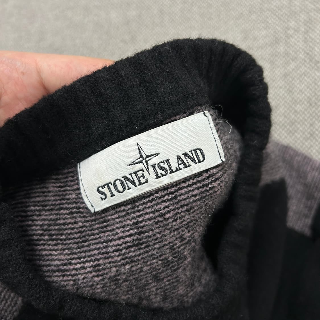 스톤아일랜드 컬러블럭 울 혼방 니트(S) 상품이미지2