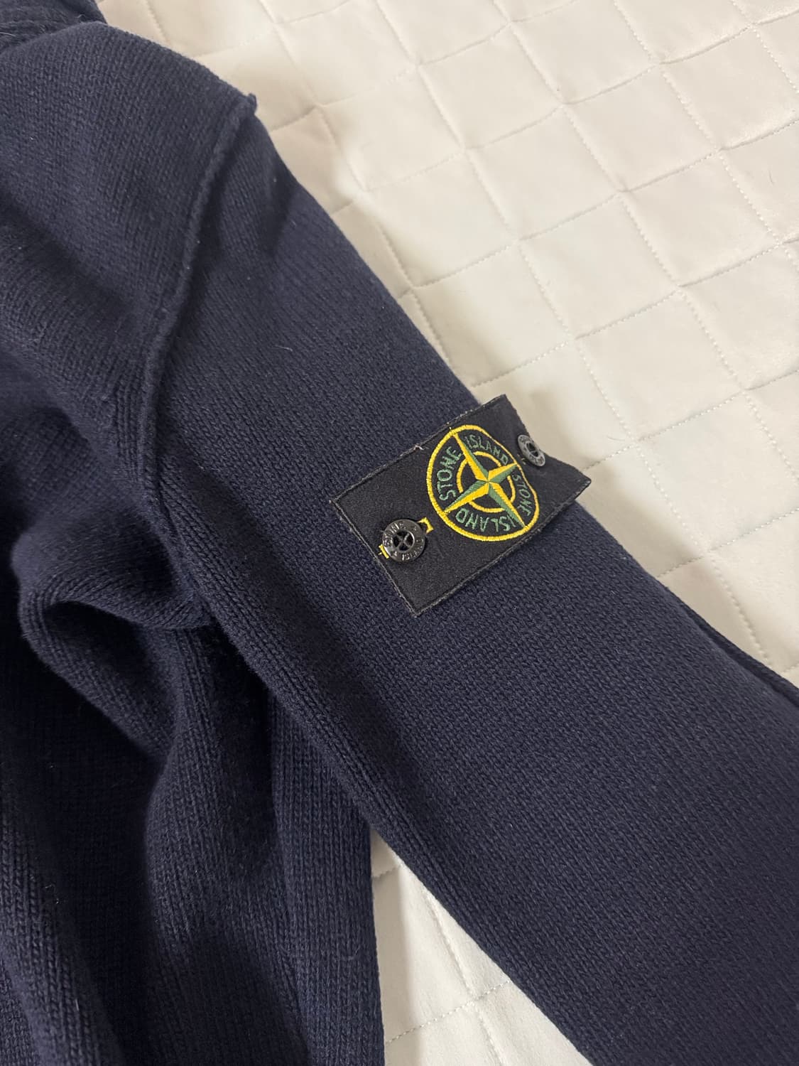 스톤아일랜드 니트 가디건 판매 상품이미지2