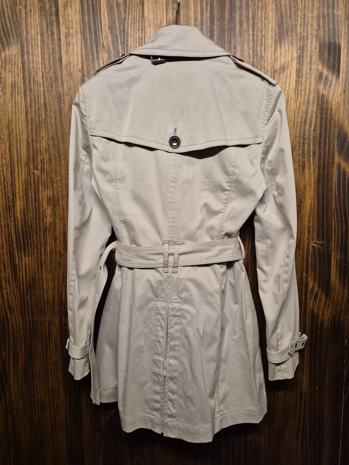 BURBERRY BUTTON TRENCH COAT 상품이미지3