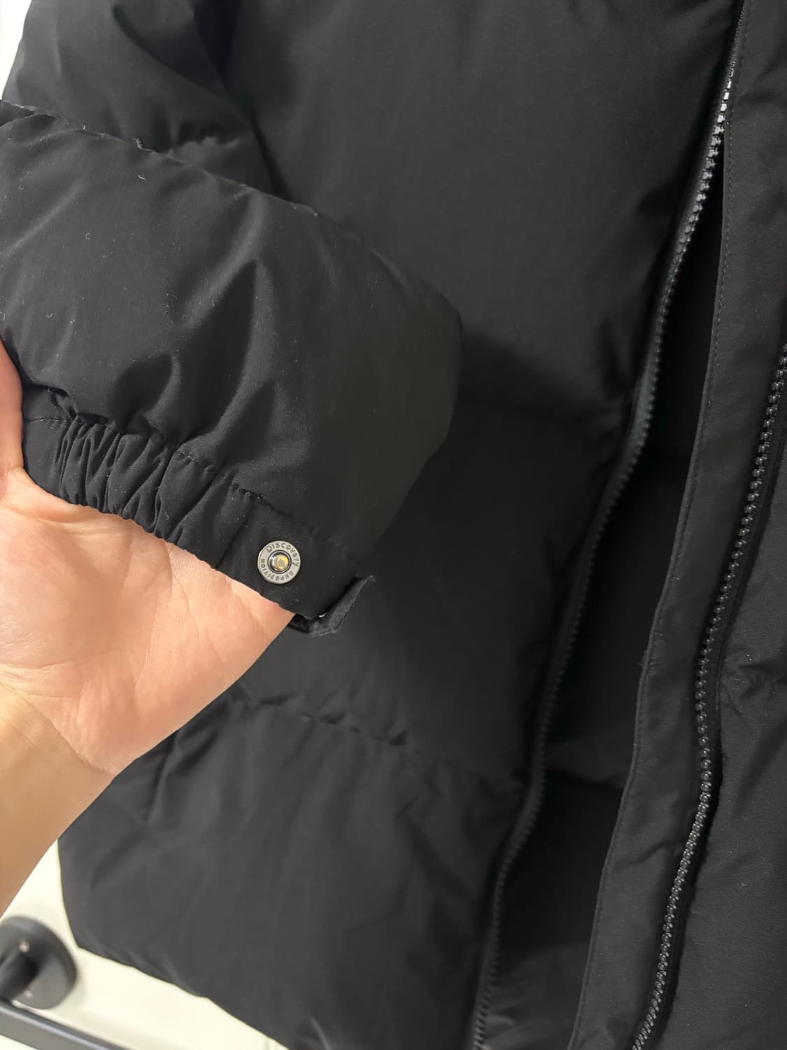 디스커버리 반슬리 다운숏패딩 상품이미지6