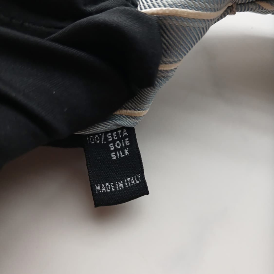 에스 티 듀퐁 실크 스트라이프 넥타이 9.1cm A등급 A18609
 상품이미지10