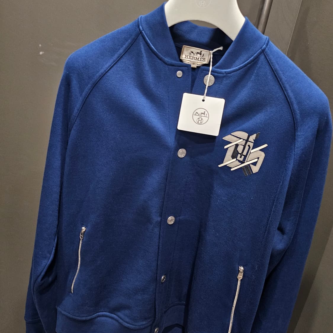 에르메스 주 다 드레스 인디고블루 바시티 자켓 상품이미지3