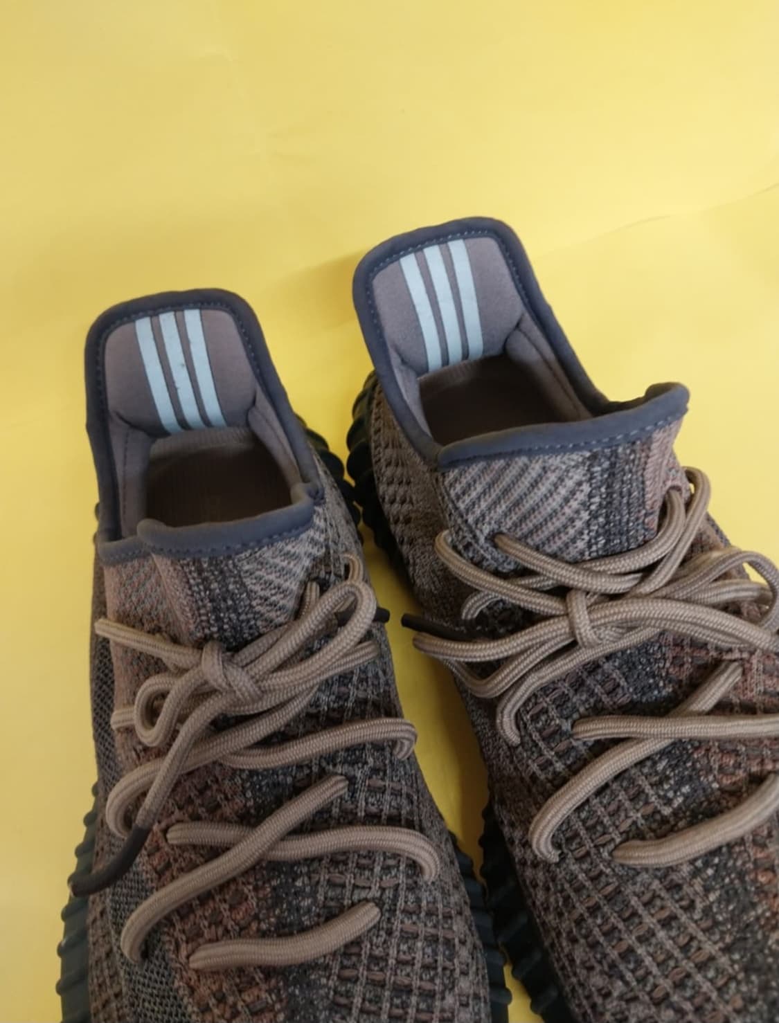 남성 아디다스 이지부스트 350 V2 운동화 (270) 상품이미지5