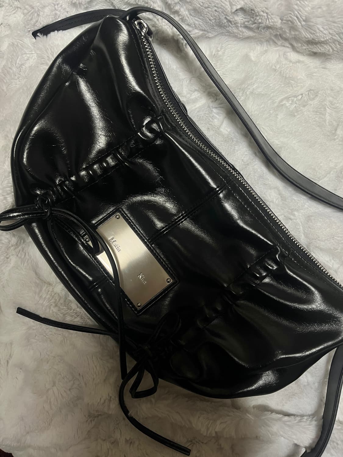 마뗑킴 하프셔링 리본 라운드백 BLACK  상품이미지2