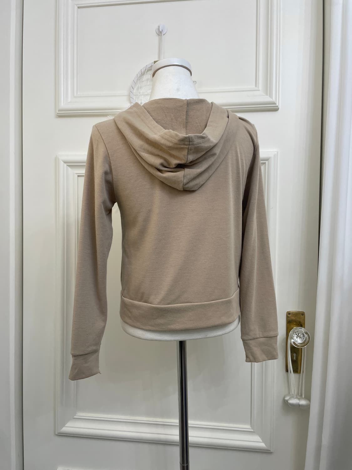 camel beige lace heart point mori hoodie 상품이미지3