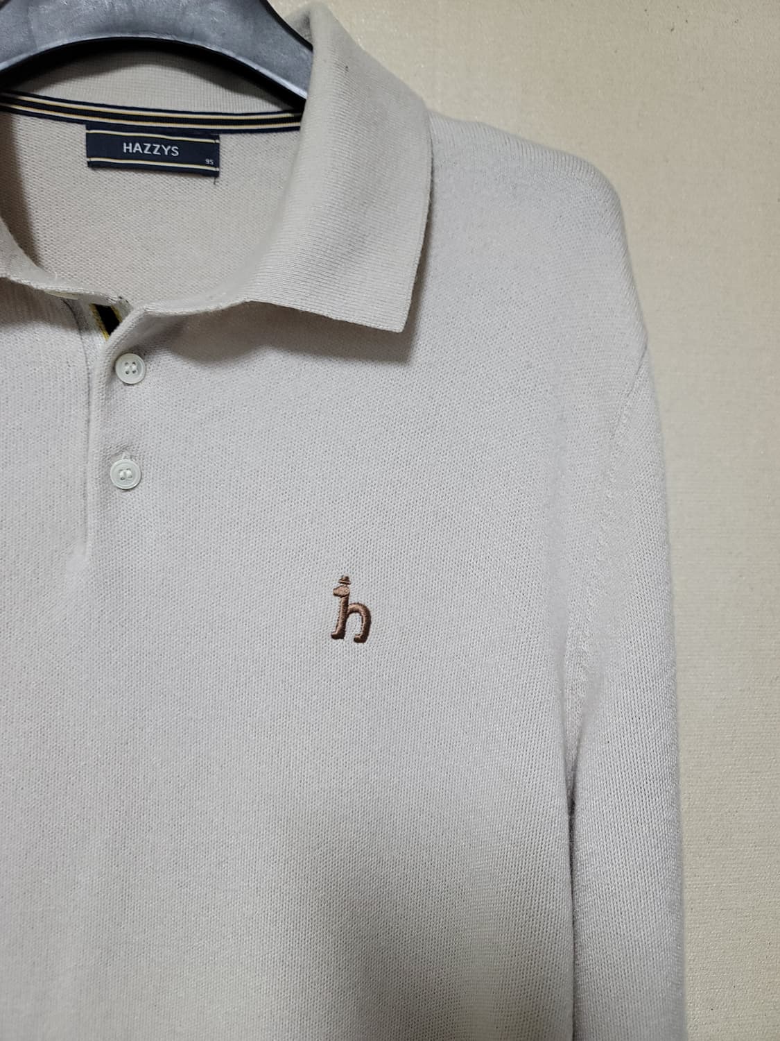 헤지스 긴팔 카라 니트 상품이미지3