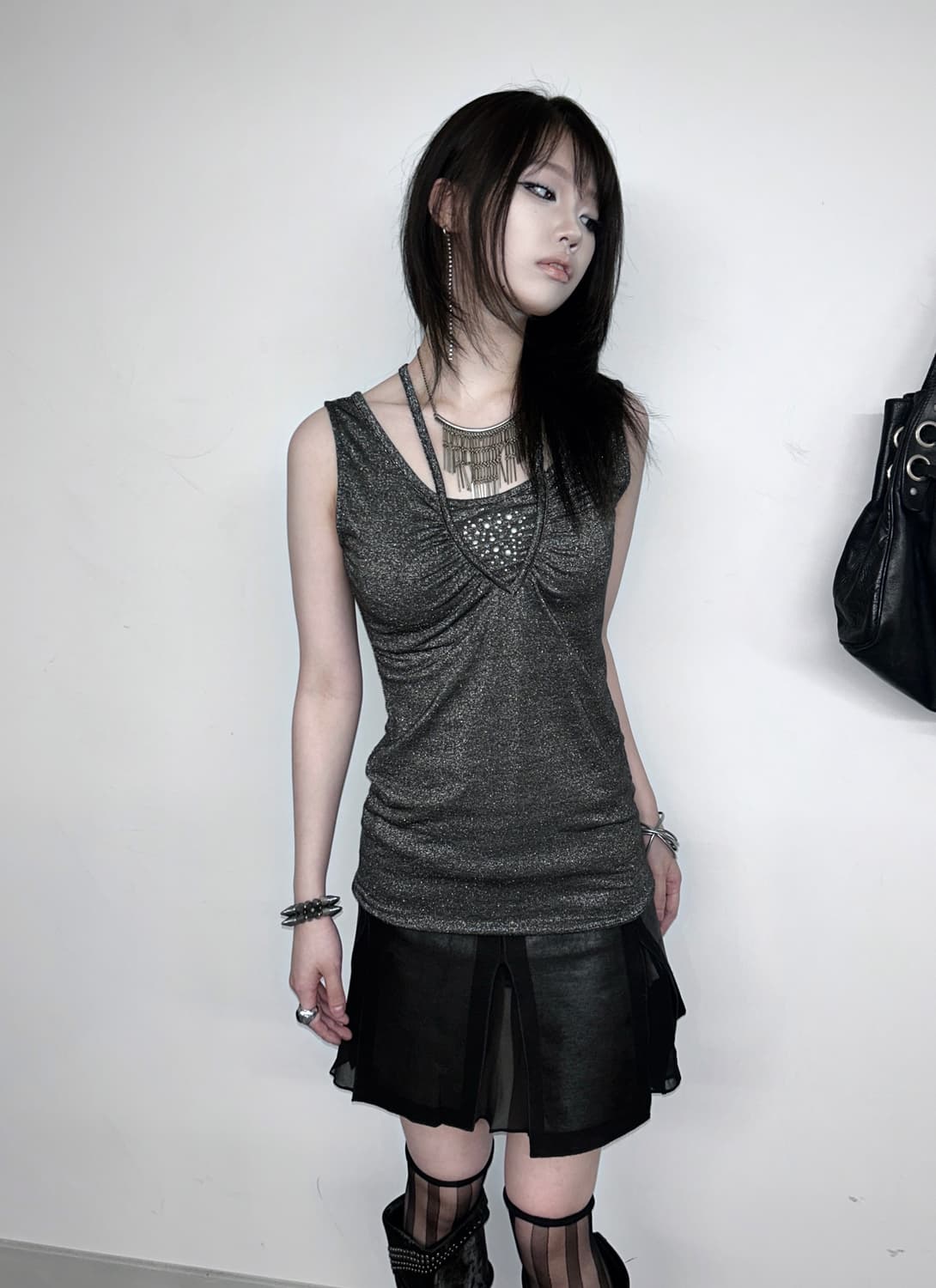 실버 글리터 더블 숄더 슬리브리스 상품이미지1