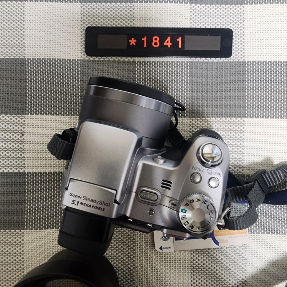 소니 사이버샷 DSC-H1 디지털카메라 AA건전지 사용 상품이미지3