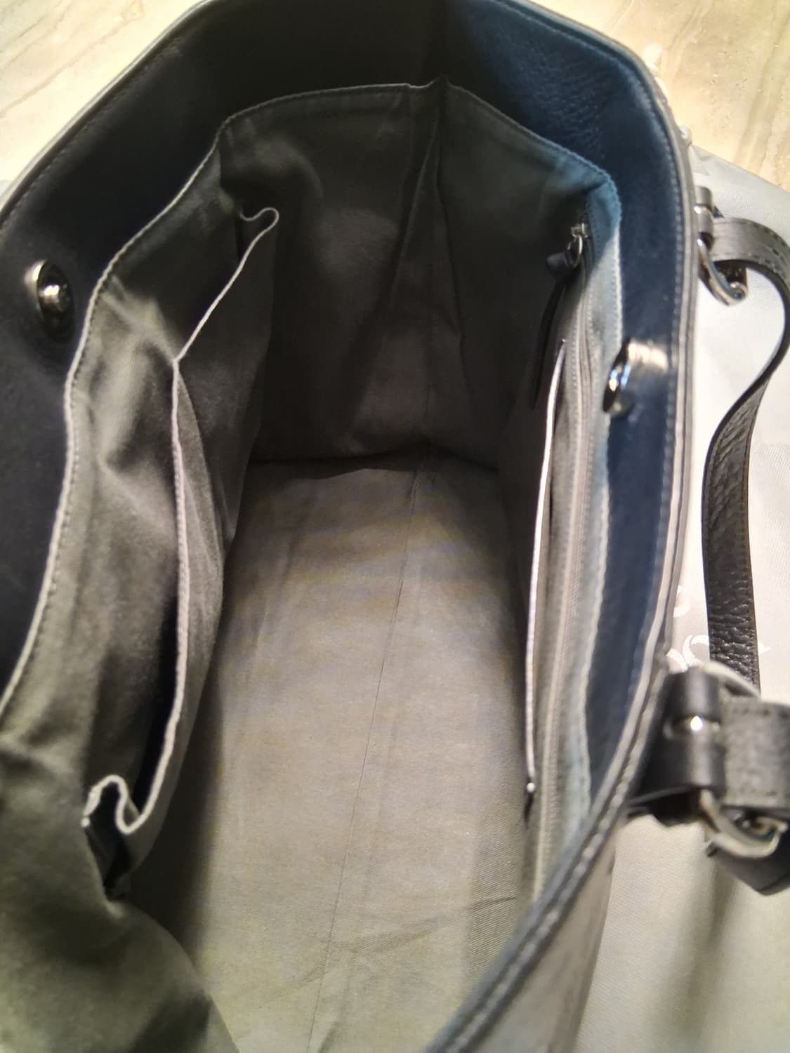 비비안웨스트우드 일본판 Arthur 토트백 (다크브라운) 상품이미지9