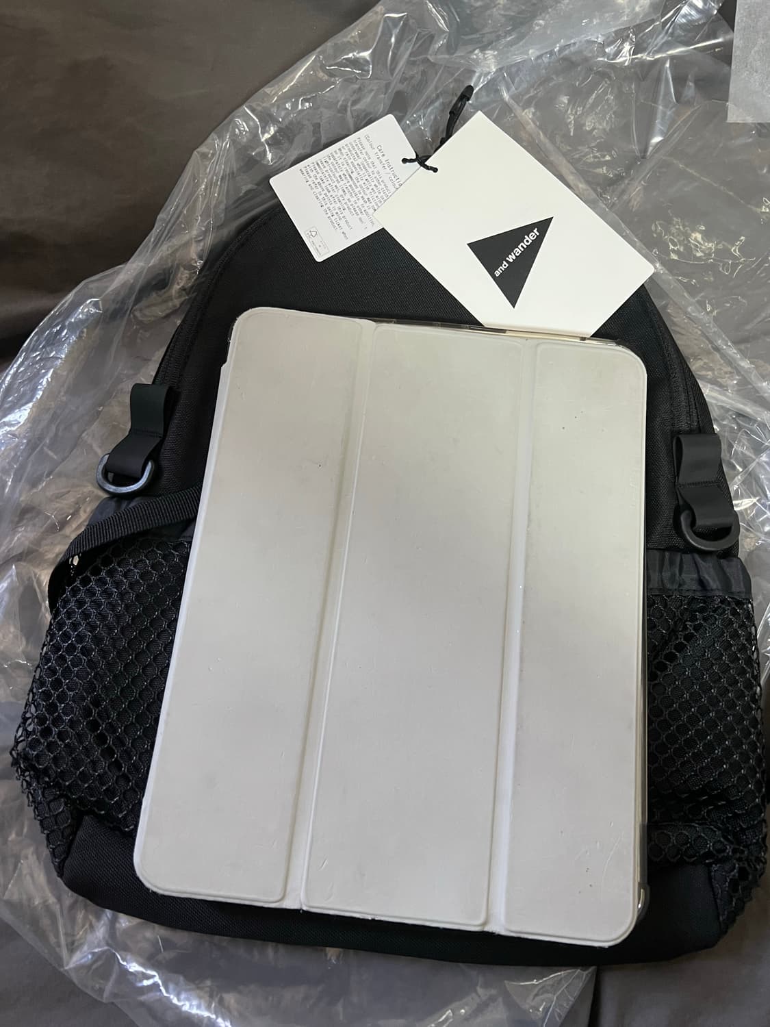 (새상품) 앤드원더 미니 백팩 블랙 9L 상품이미지3