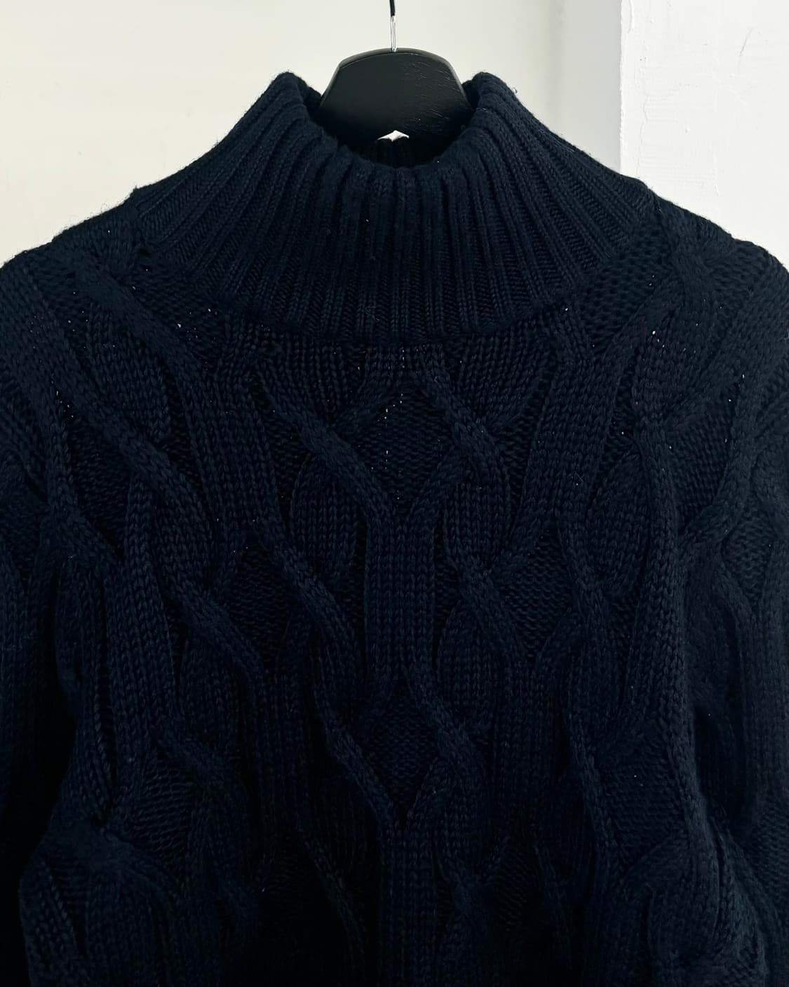 산드로 케이블 네이비 터틀넥 니트 상품이미지2