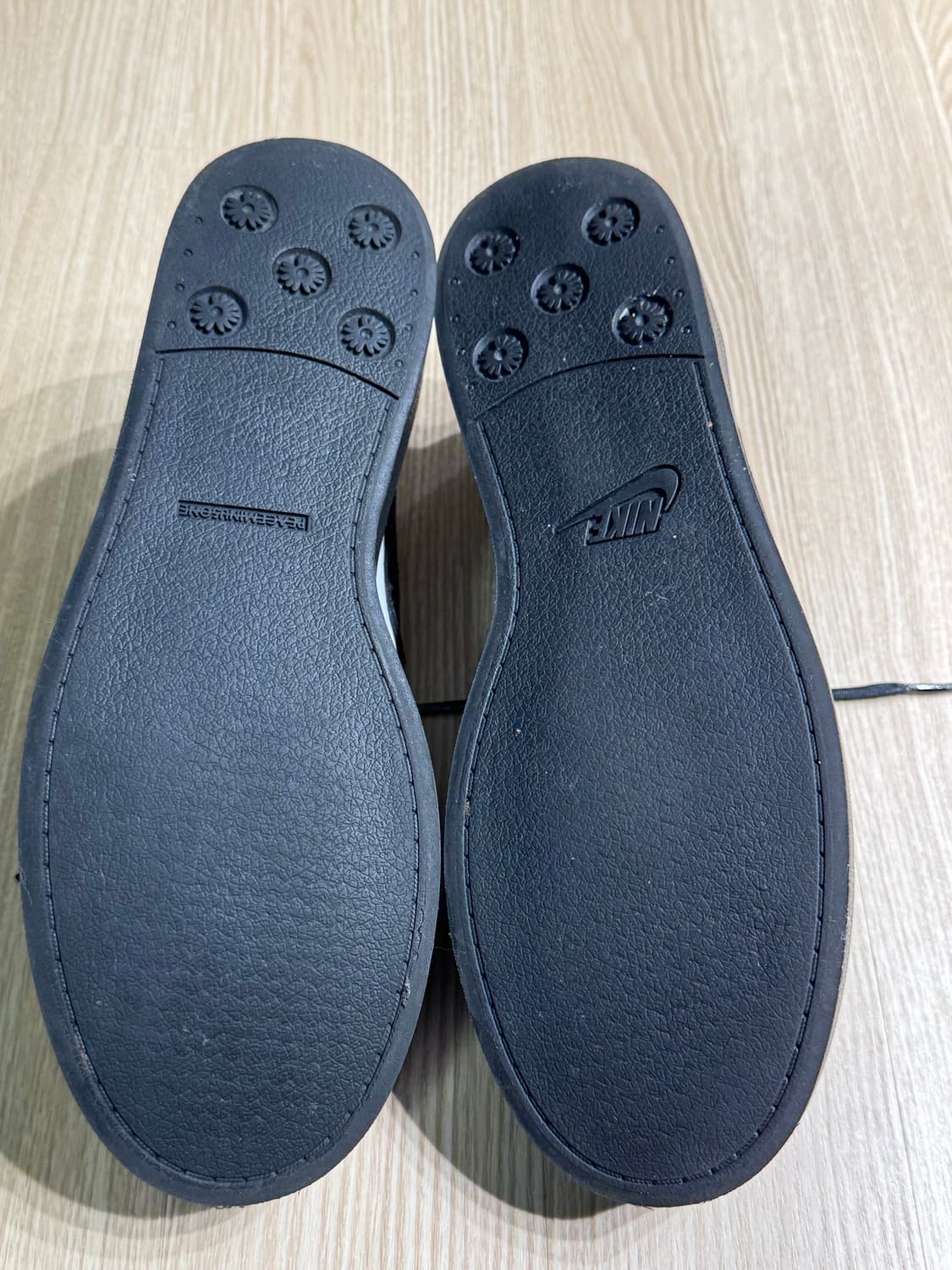 나이키 권도 275 판매합니다 상품이미지3