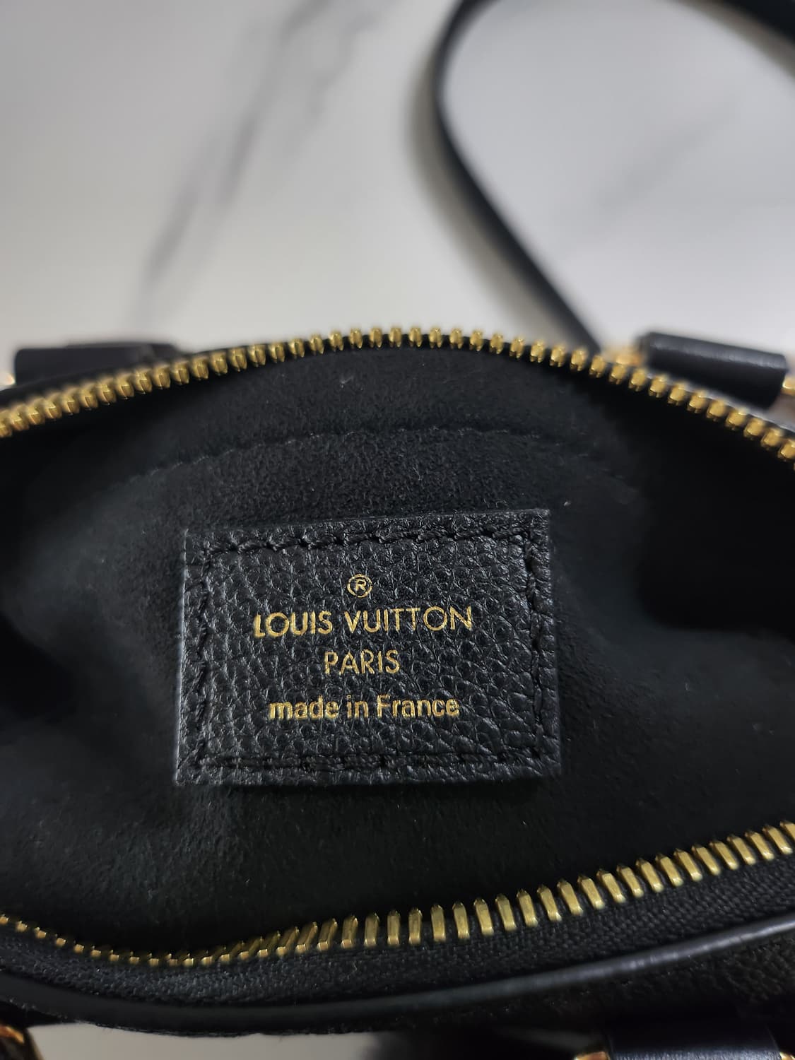 루이비통 반둘리에20 앙프렝트 블랙/ 내장칩 상품이미지7