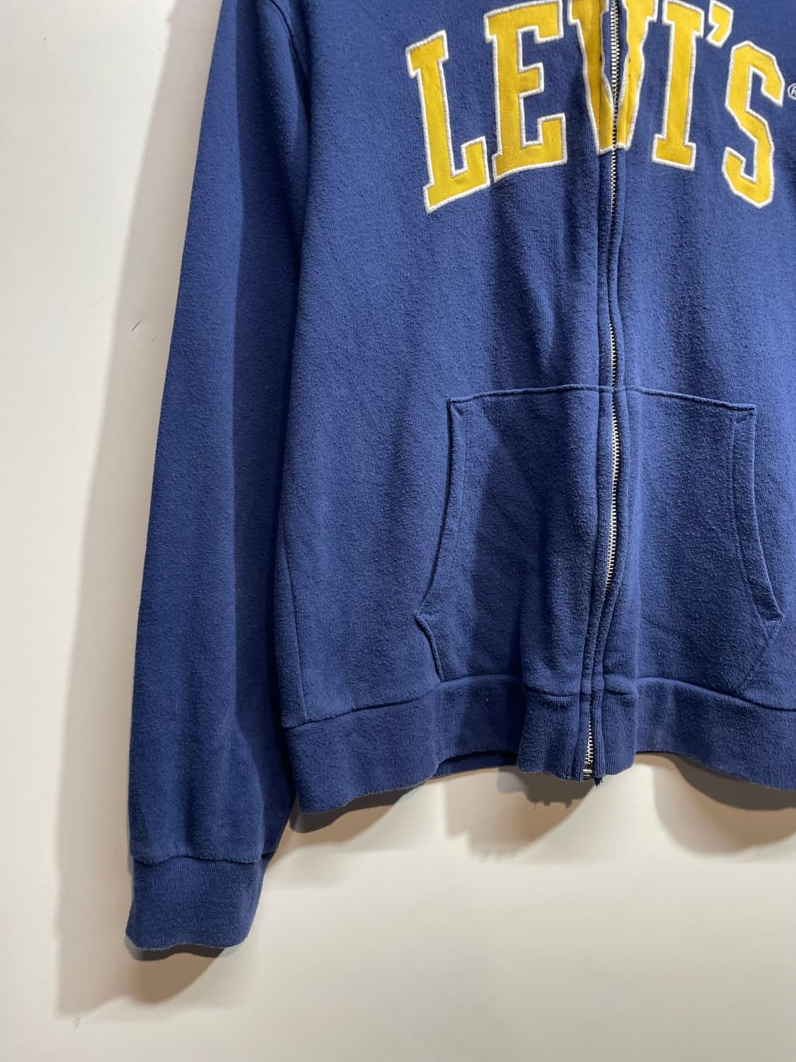 리바이스 네이비 로고 후드집업 상품이미지4