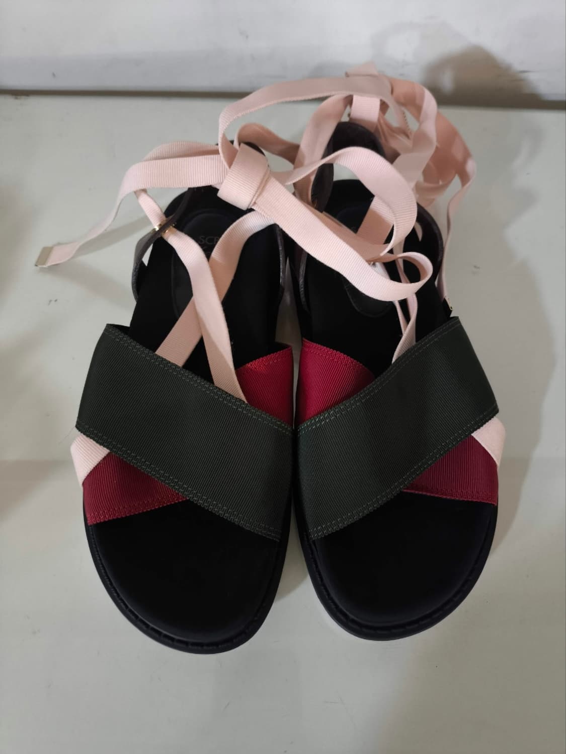 375 245mm 슈콤마보니 레이스업 스트랩 샌들 상품이미지4