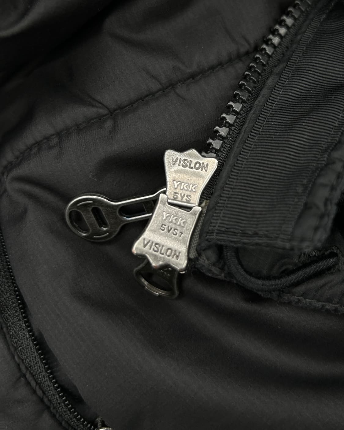 파타고니아 00s 프리마로프트 다스 파카 블랙 상품이미지4