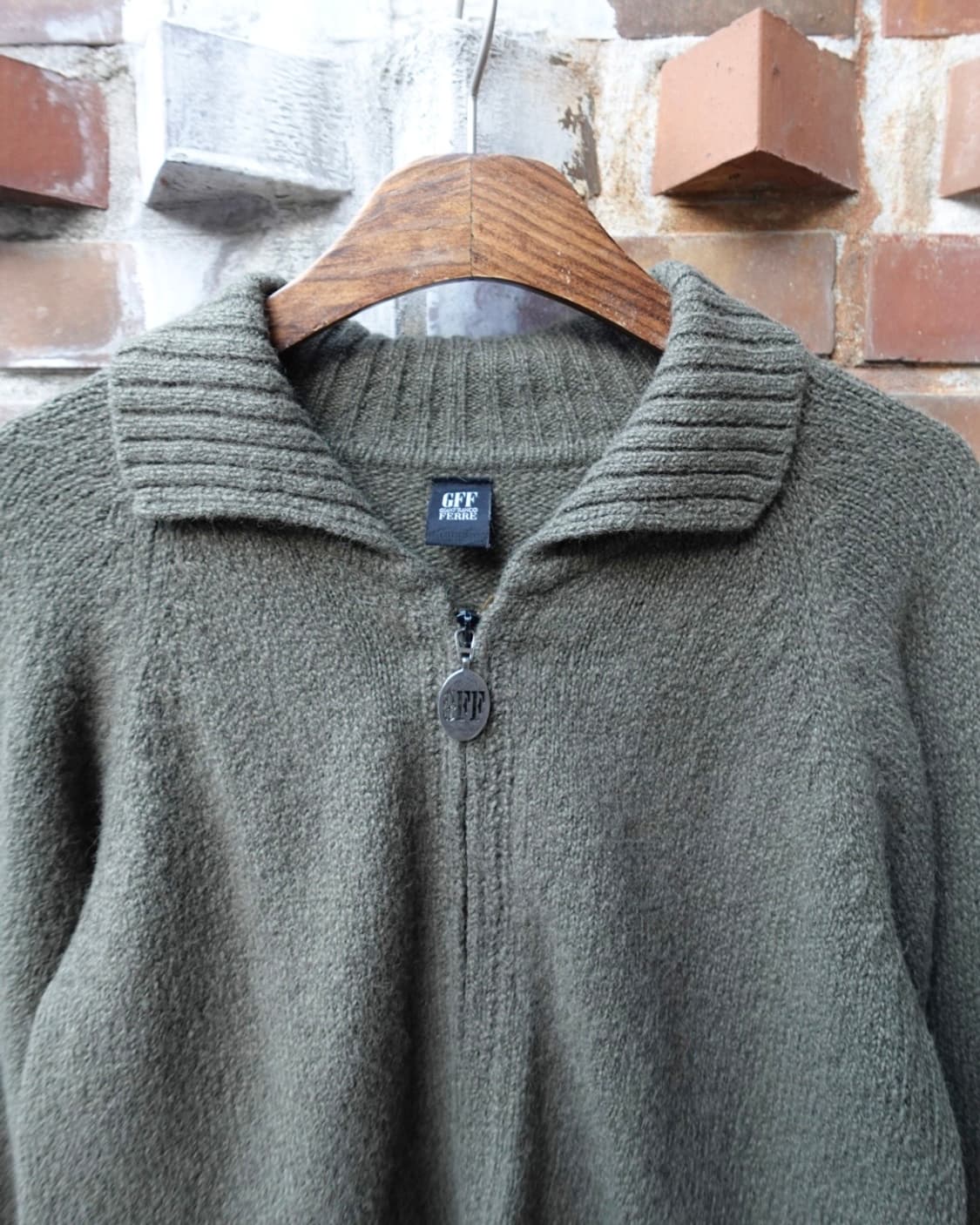 지안프랑코 페레 드라이버스 니트 집업 상품이미지2