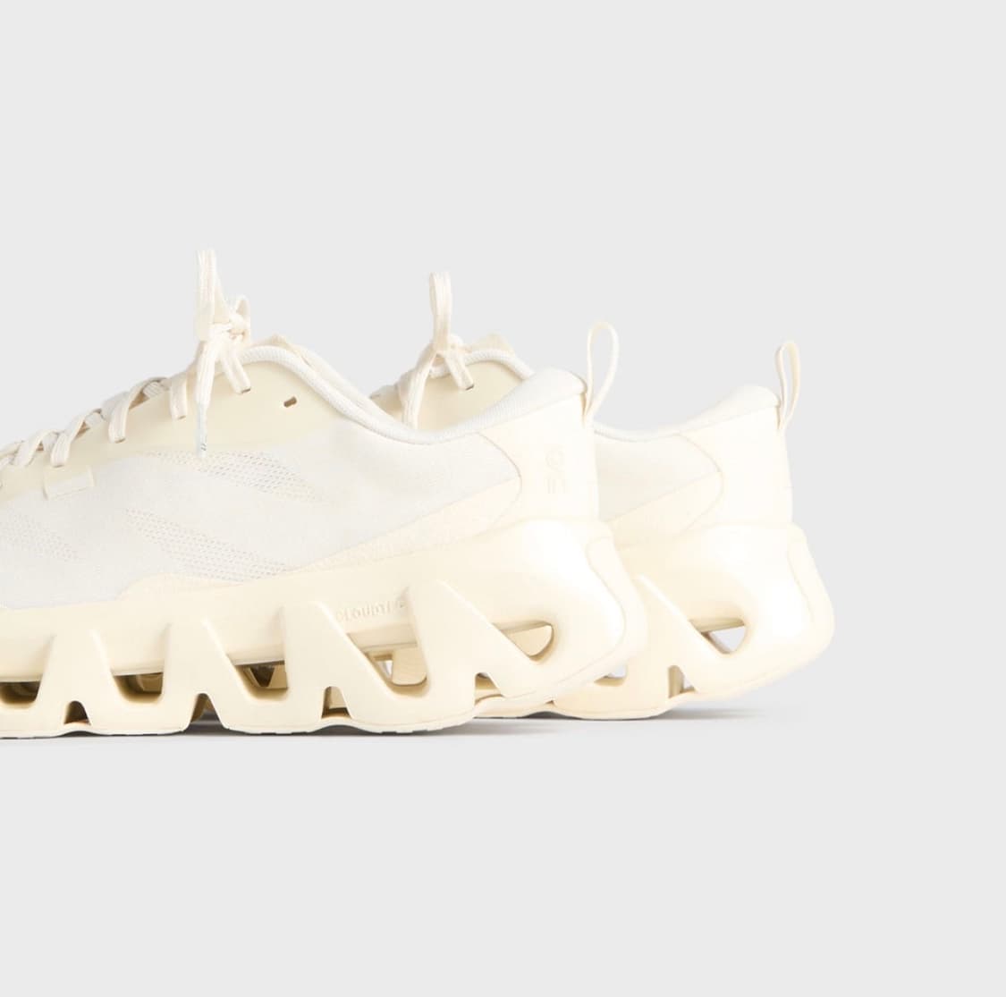 온 러닝 x 키스 K-테크 1 토푸 280 상품이미지4