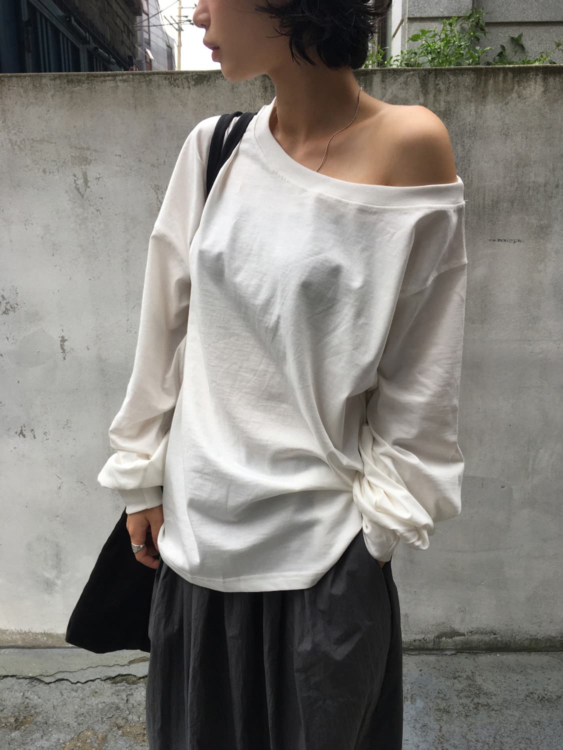 포시아보브 원숄더 롱슬리브 (White/Gray) 상품이미지2