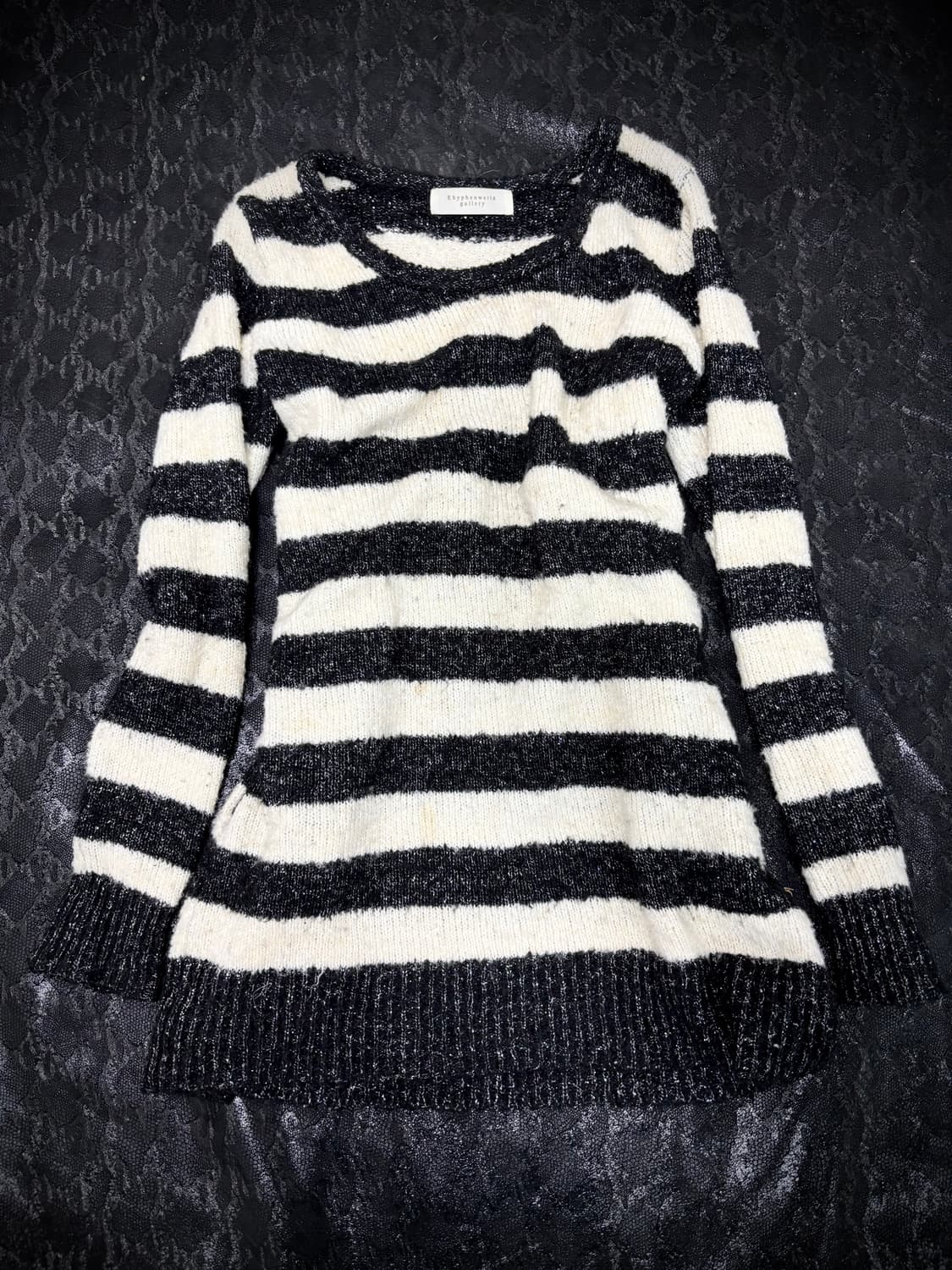 “Vintage” Y2K Black&White Stripe Knit Sl 상품이미지3