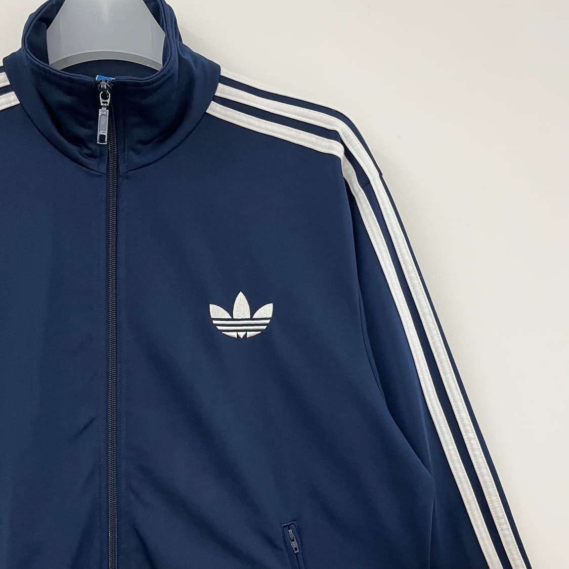 아디다스 구파이어버드 네이비 트랙탑 져지 상품이미지4
