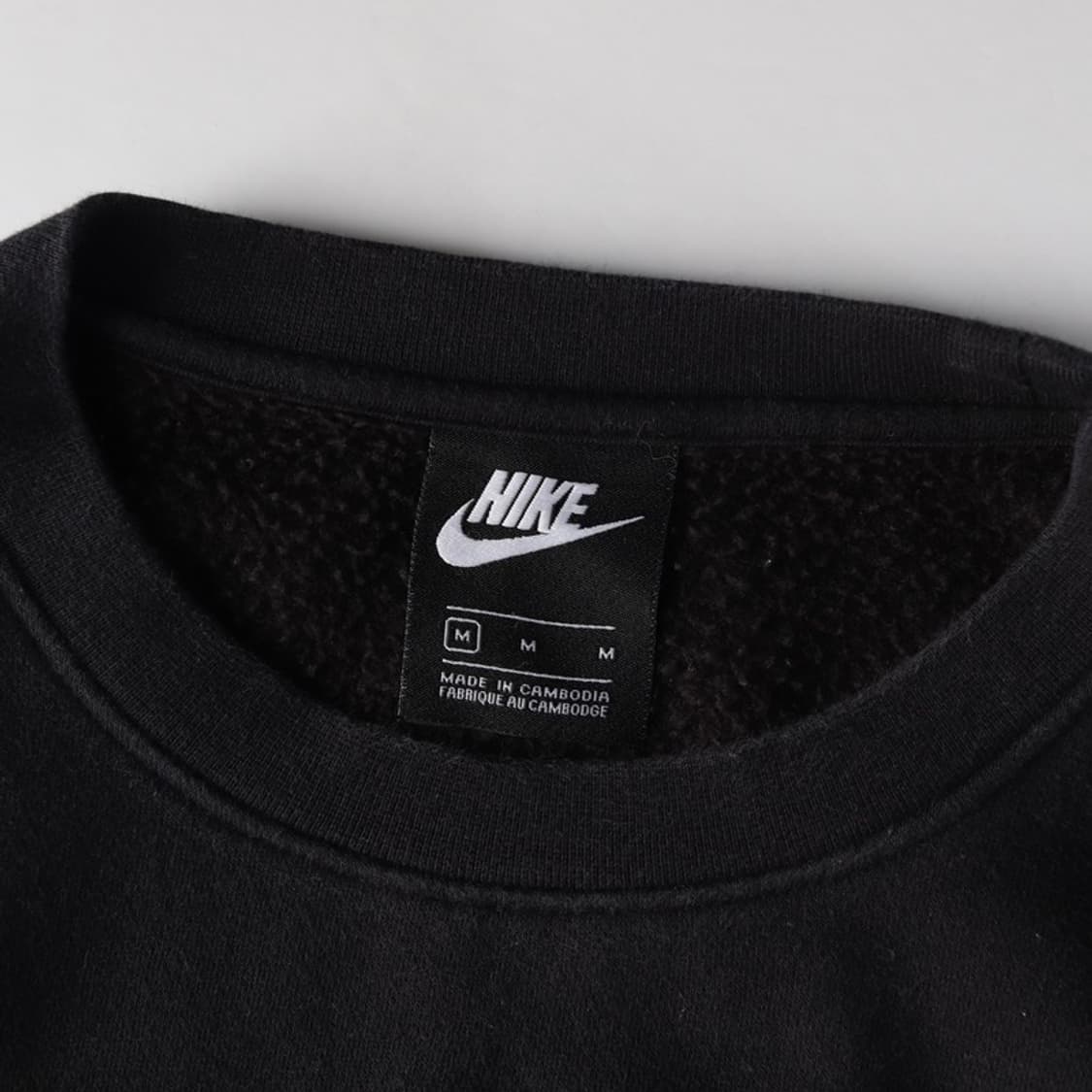 나이키 에센셜 스몰 스우시 블랙 맨투맨 M 상품이미지5