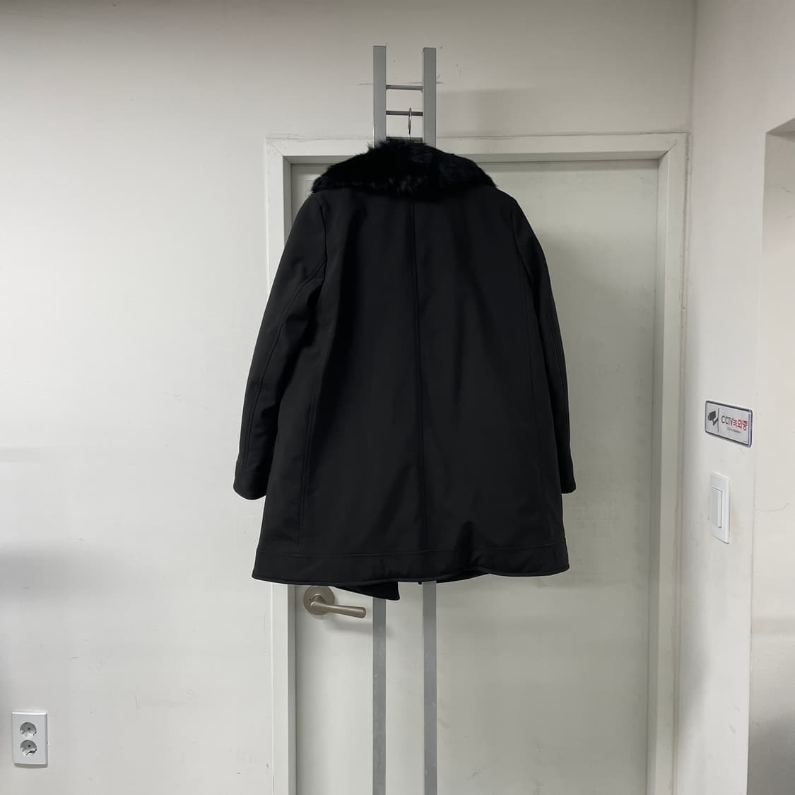 모스키노 퍼 코트 블랙 38(W) 상품이미지7