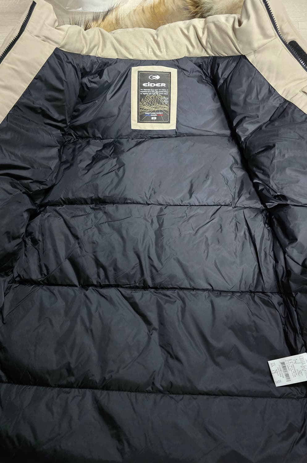 아이더 여성 스텔라 오리털 패딩점퍼.
싸이즈 XS 상품이미지7