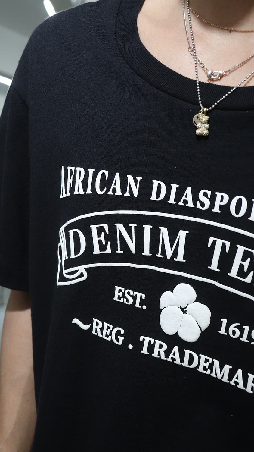 DENIM TEARS Logo Tee 상품이미지9